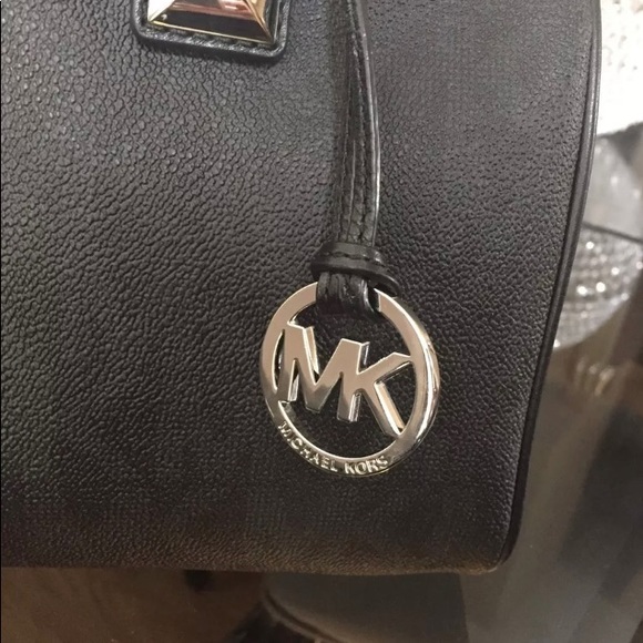 MICHAEL KORS GRAYSON BLACK MED SATCHEL HANDBAG - Picture 7 of 12